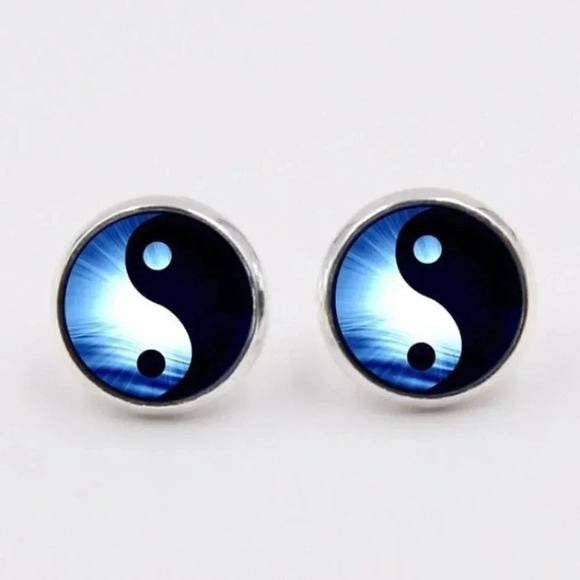 Yin Yang Zen Blue White Black Glass Cabochon Round Silver Plated Stud Earrings - Picture 1 of 3